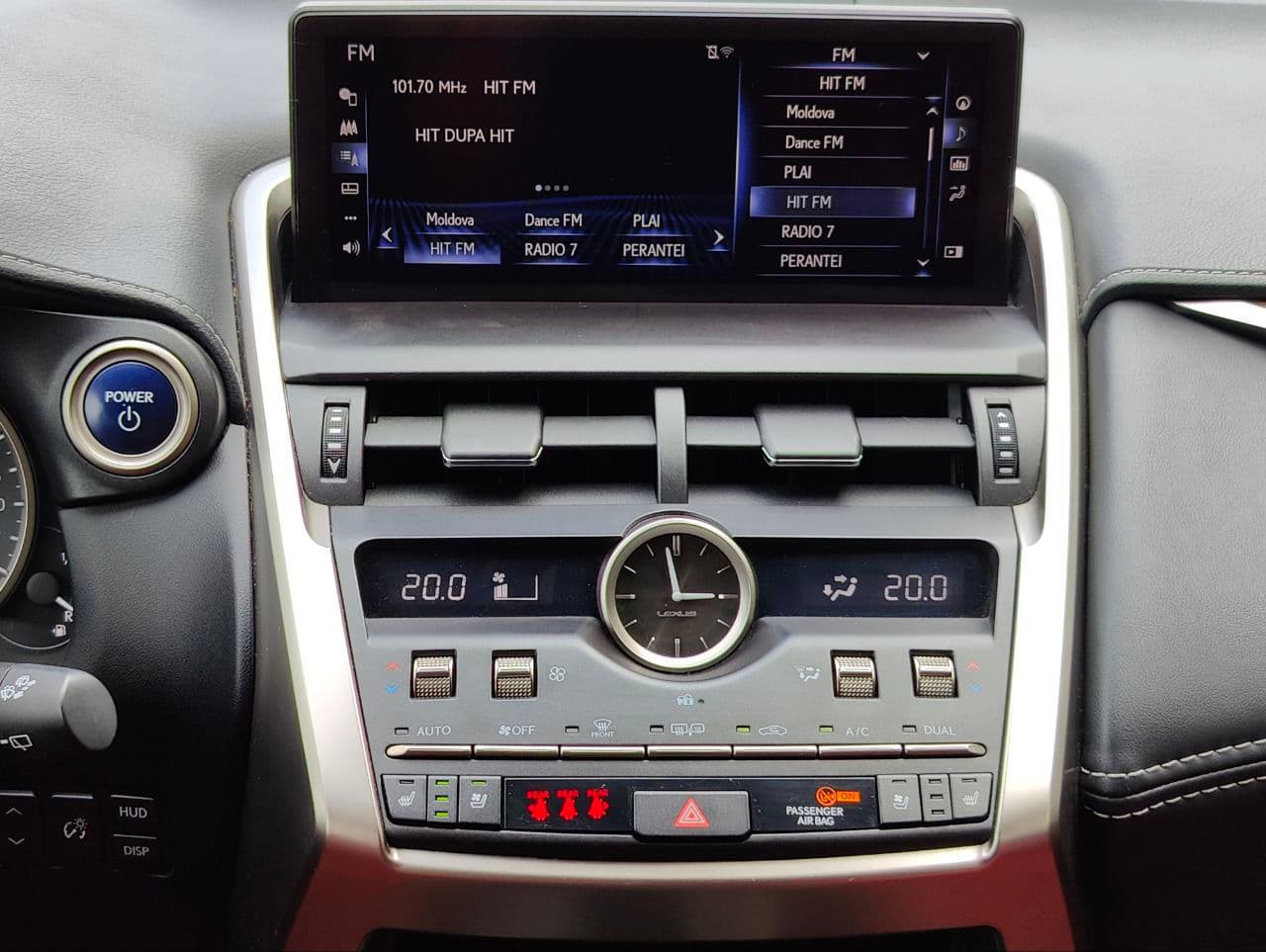 2019 Lexus NX 300H — Miniatură 13
