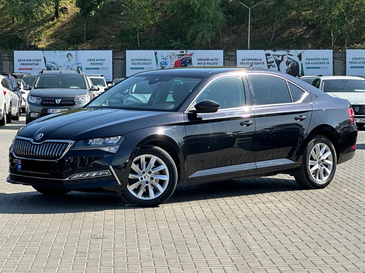 2022 Skoda Superb — Miniatură 2