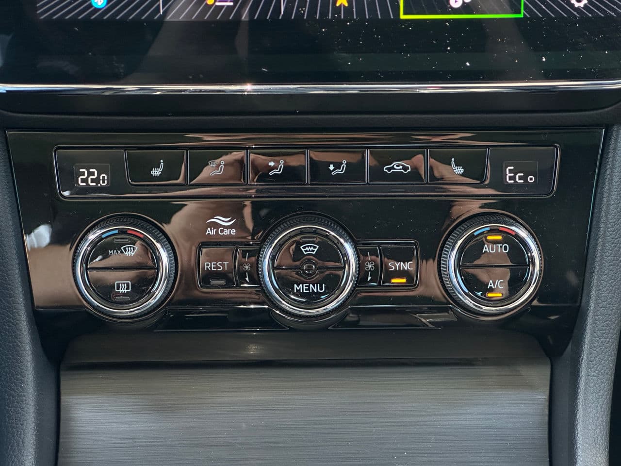 2022 Skoda Superb — Miniatură 11