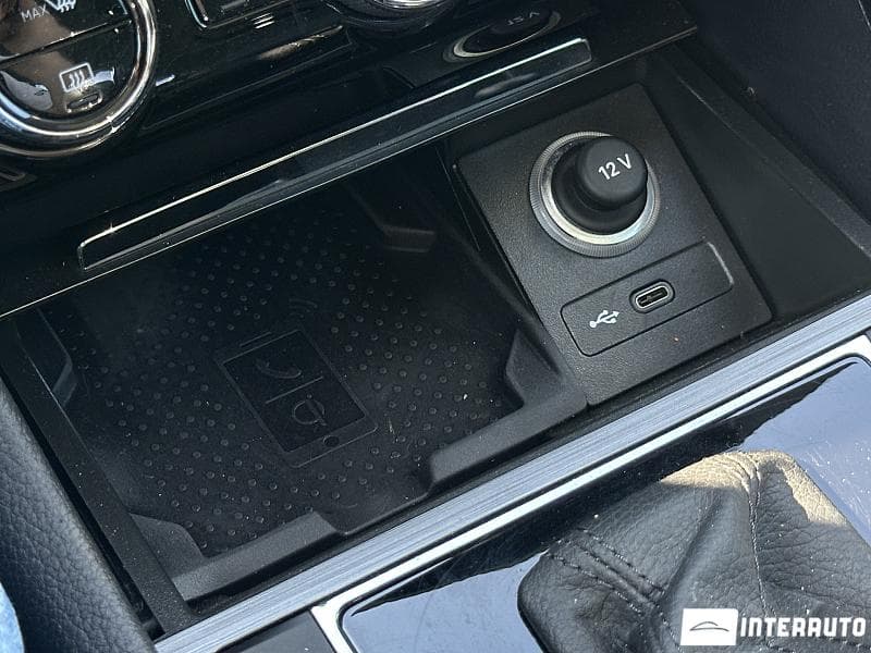 2022 Skoda Superb — Miniatură 12