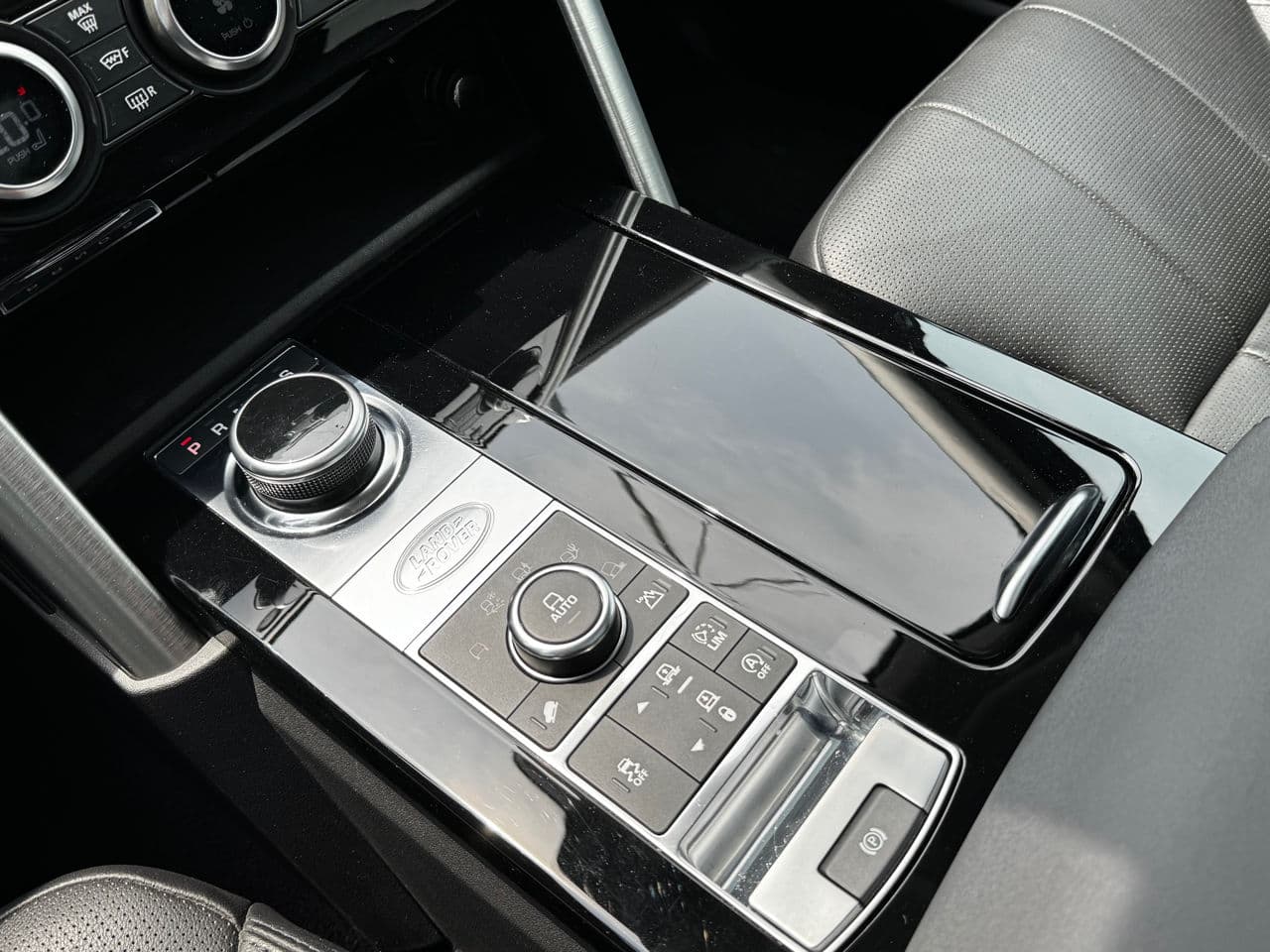 2017 Land Rover Discovery — Miniatură 12