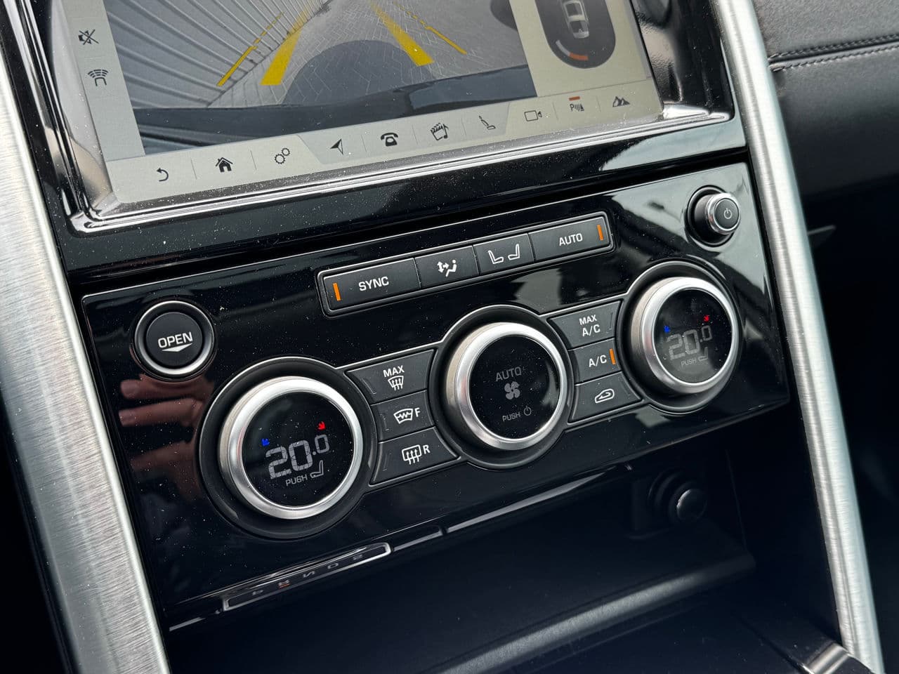2017 Land Rover Discovery — Miniatură 11