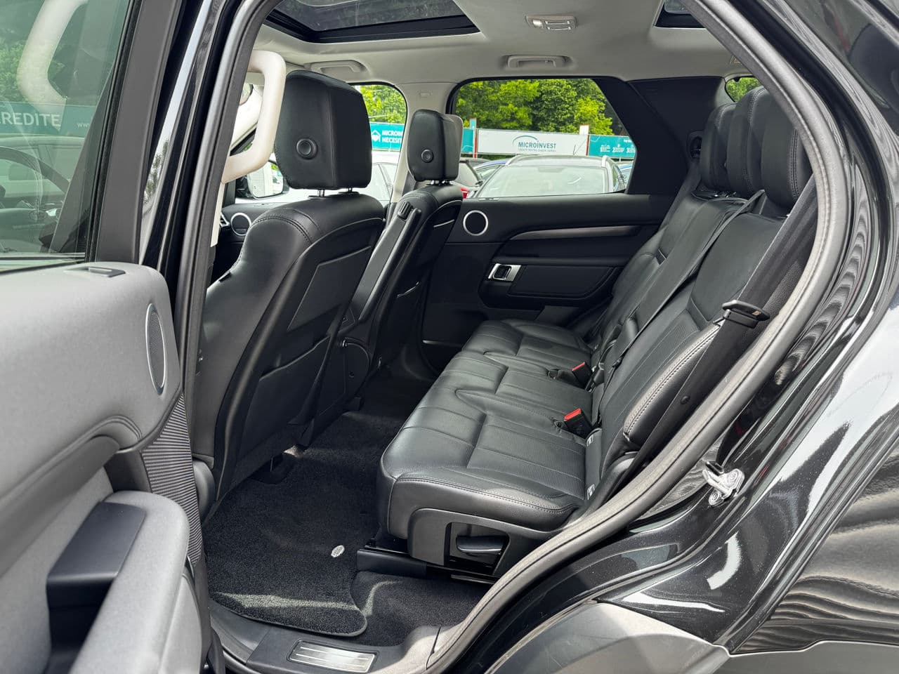 2017 Land Rover Discovery — Miniatură 21