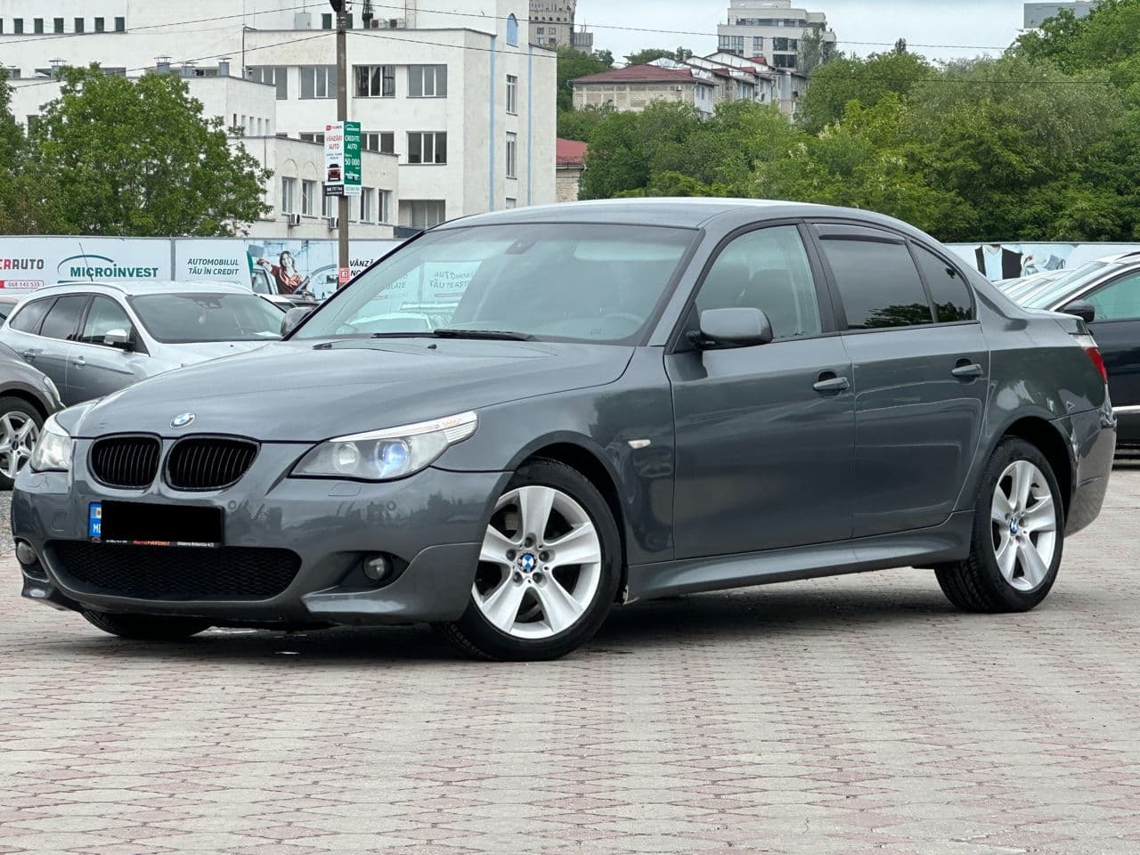 BMW 525