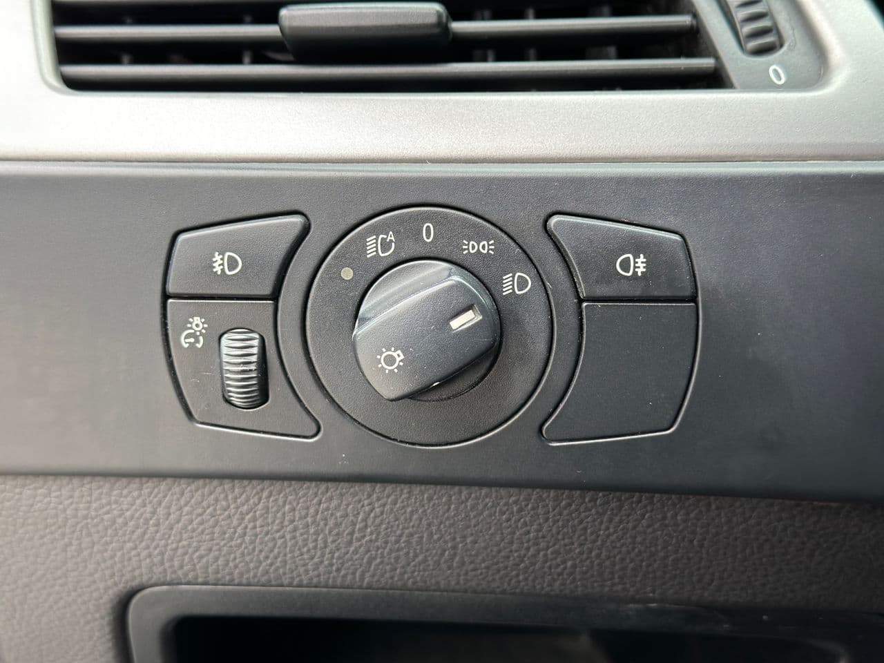 2004 BMW 525 — Miniatură 7