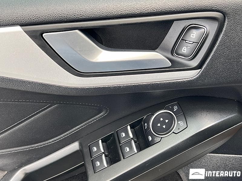 2019 Ford Focus — Miniatură 6
