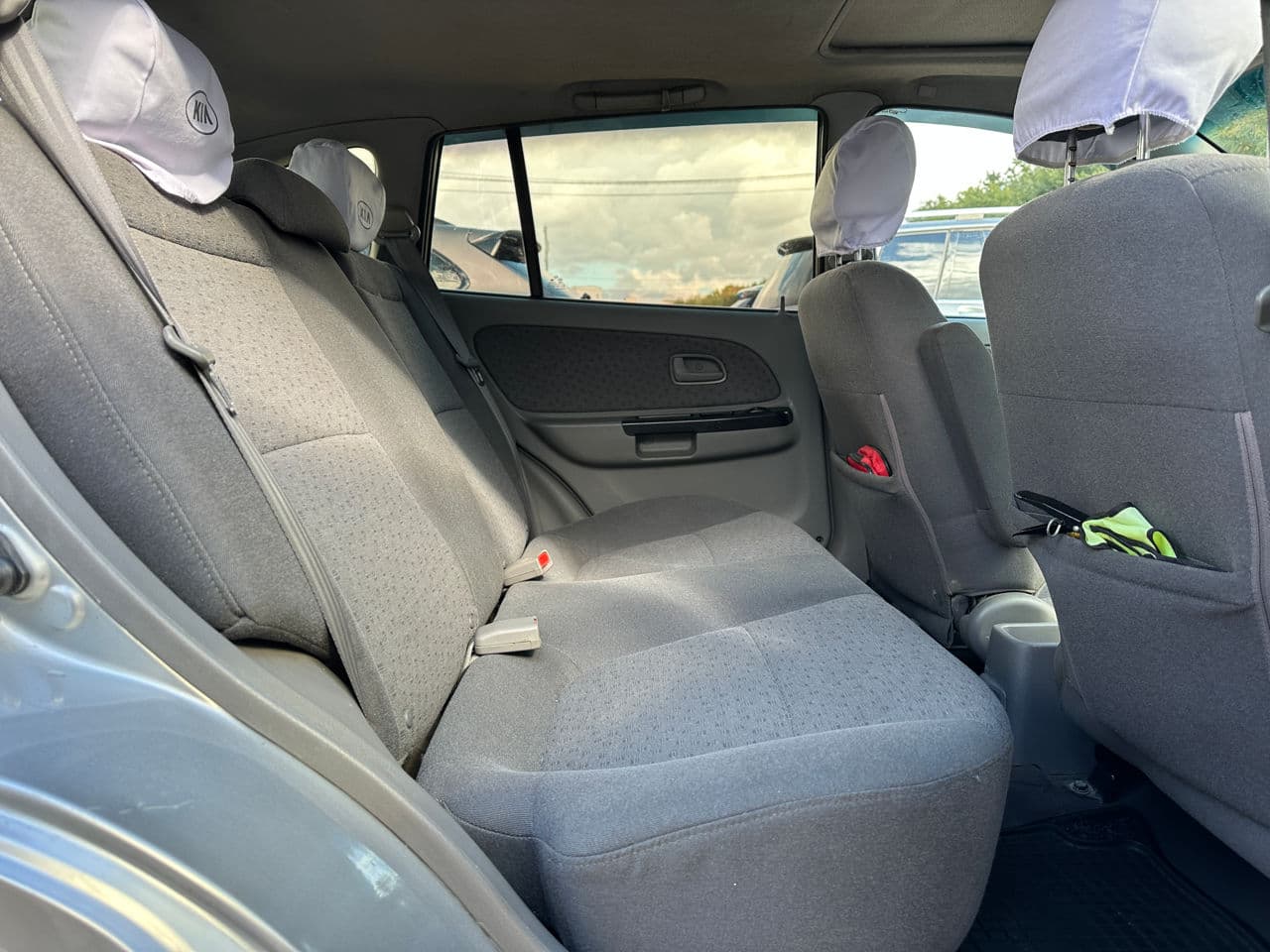 2004 Kia Rio — Miniatură 14