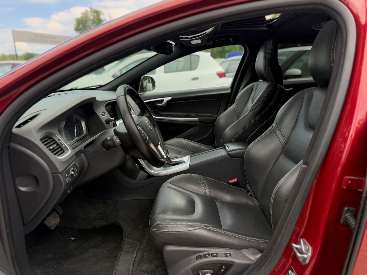2016 Volvo V 60 — Miniatură 5