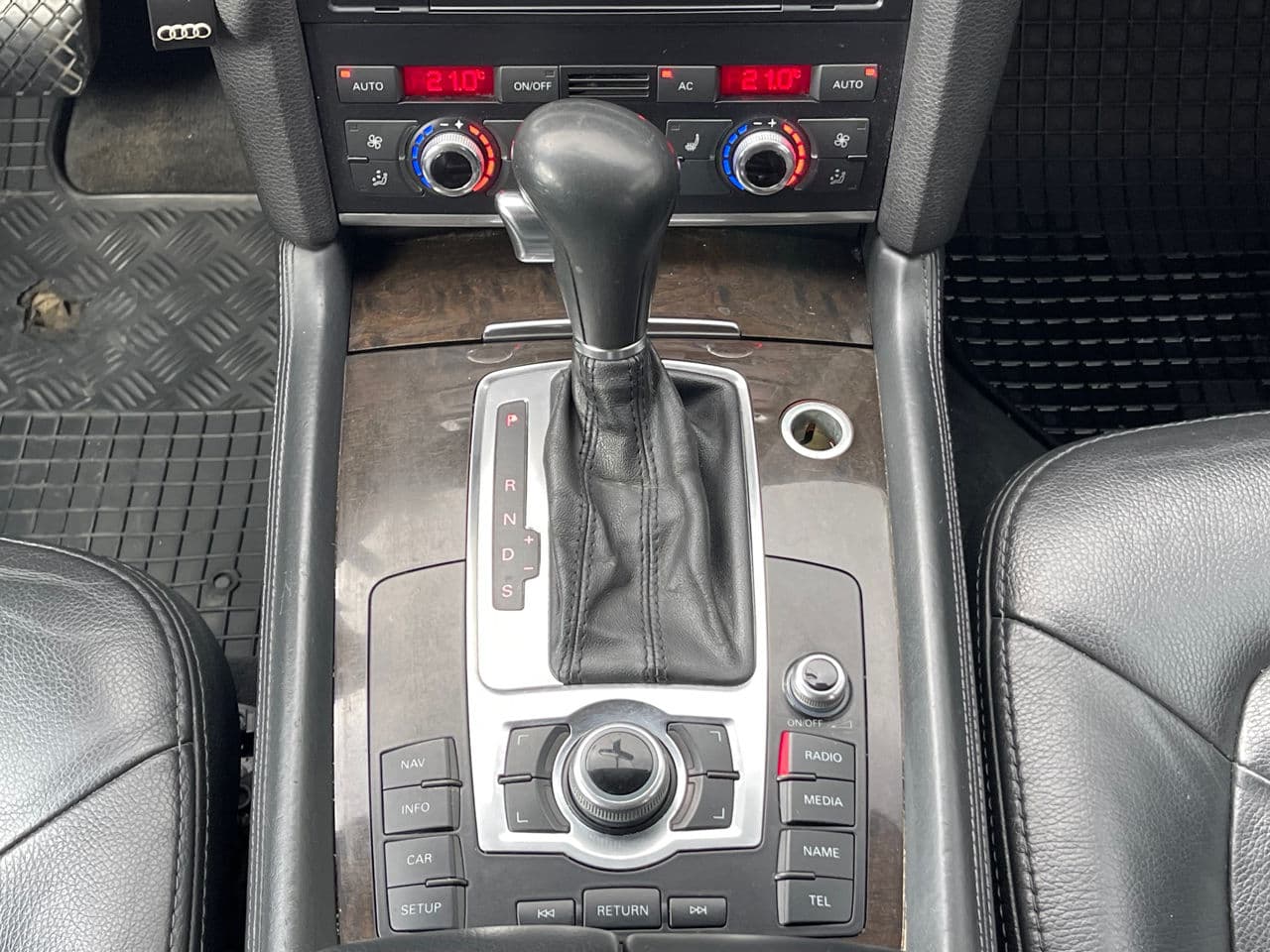 2009 Audi Q7 — Miniatură 12