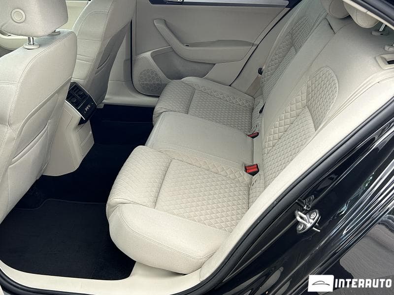 2017 Skoda Superb — Miniatură 19