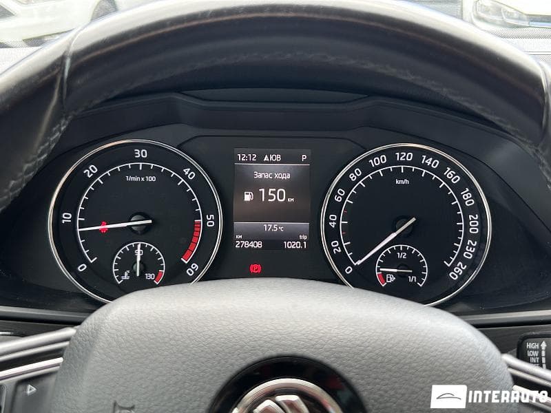 2017 Skoda Superb — Miniatură 12