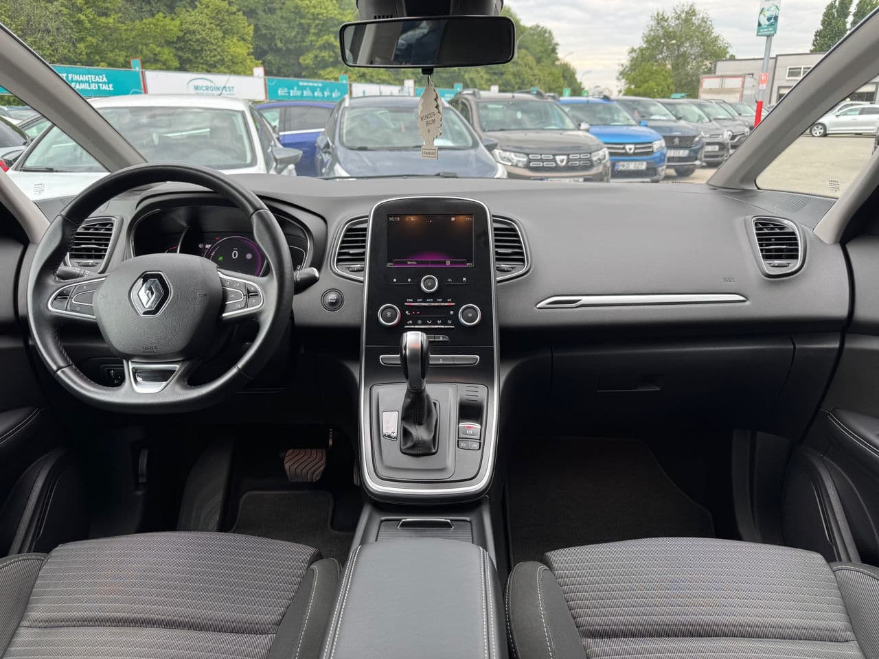 Renault Grand Scenic 2017 — Миниатюра 7