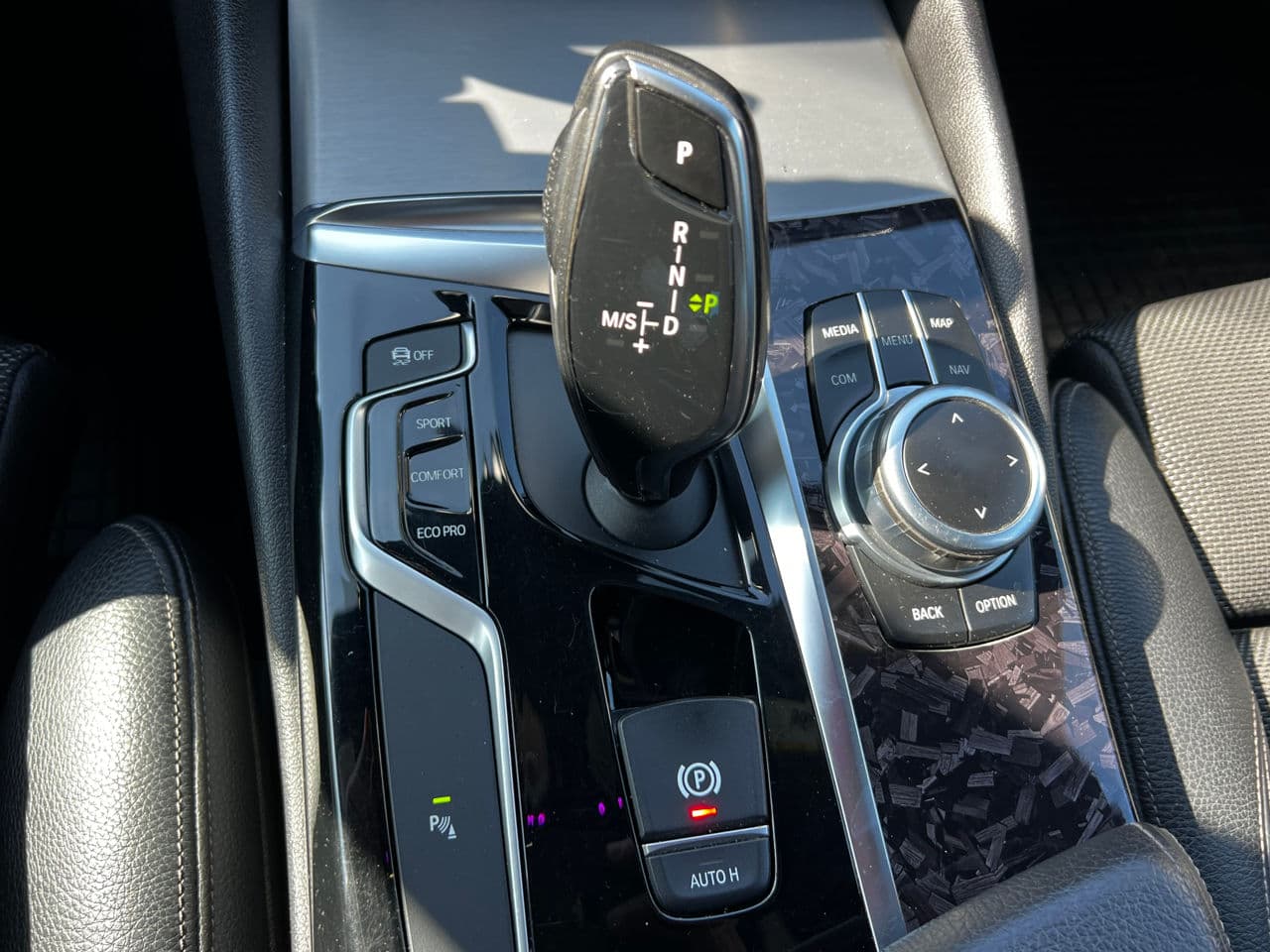 BMW 525 2018 — Миниатюра 12