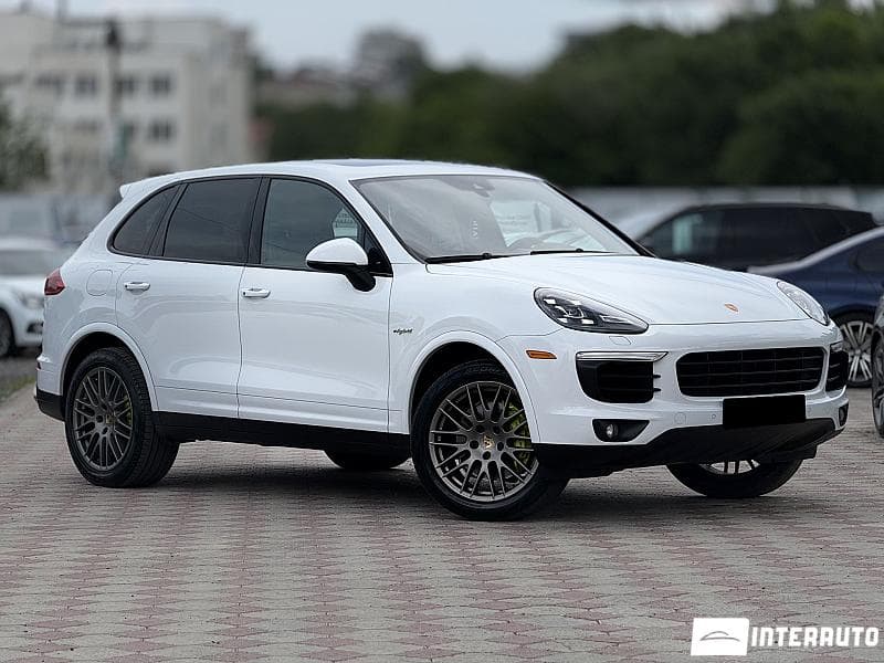 2017 Porsche Cayenne S Hybrid — Miniatură 4