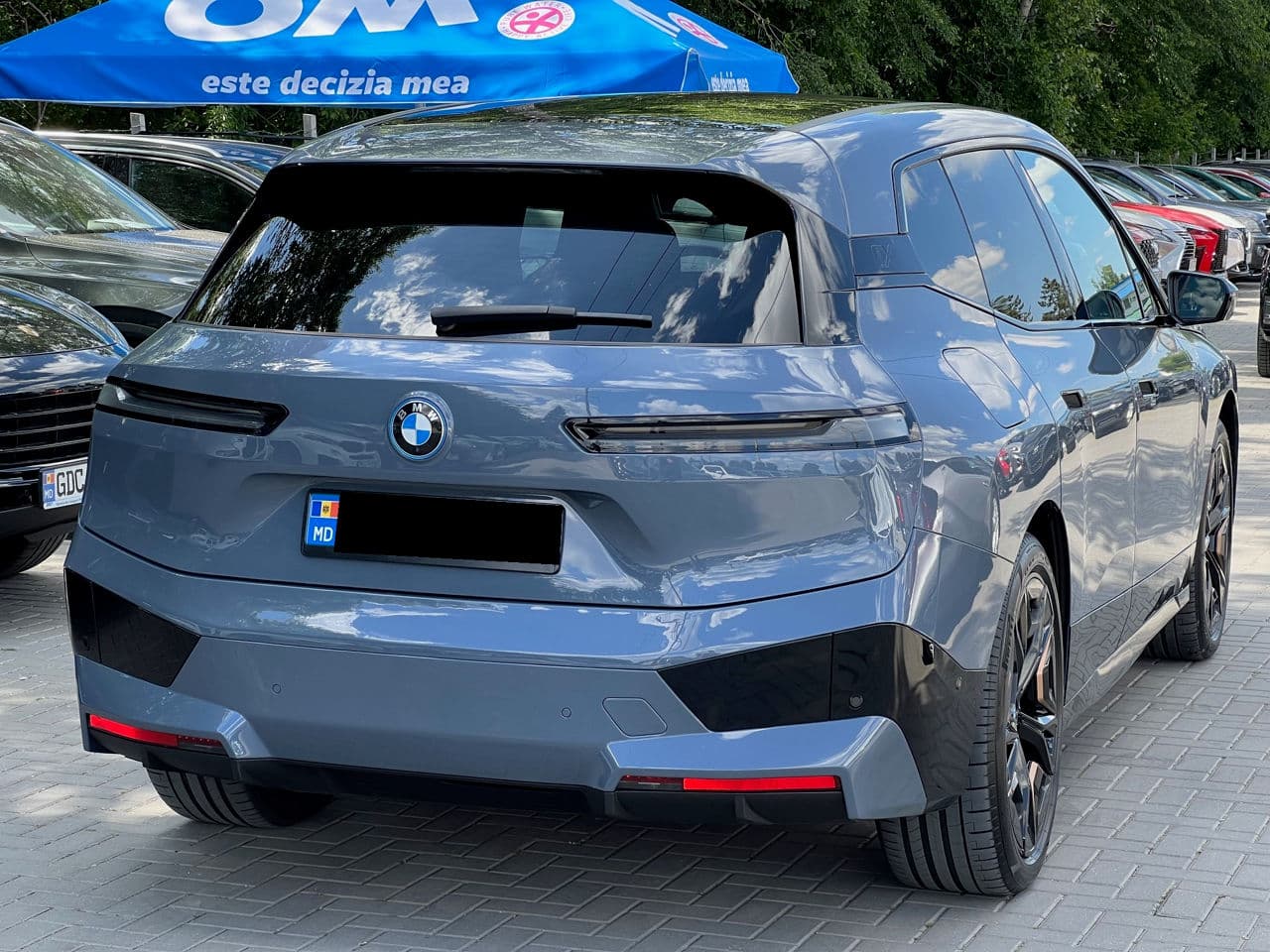 BMW iX M60 2022 — Миниатюра 2