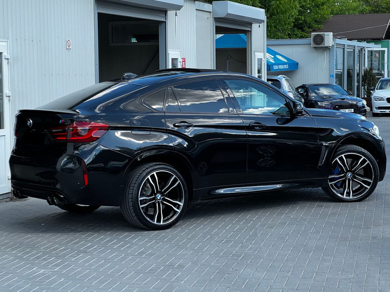 2015 BMW X6M — Miniatură 3