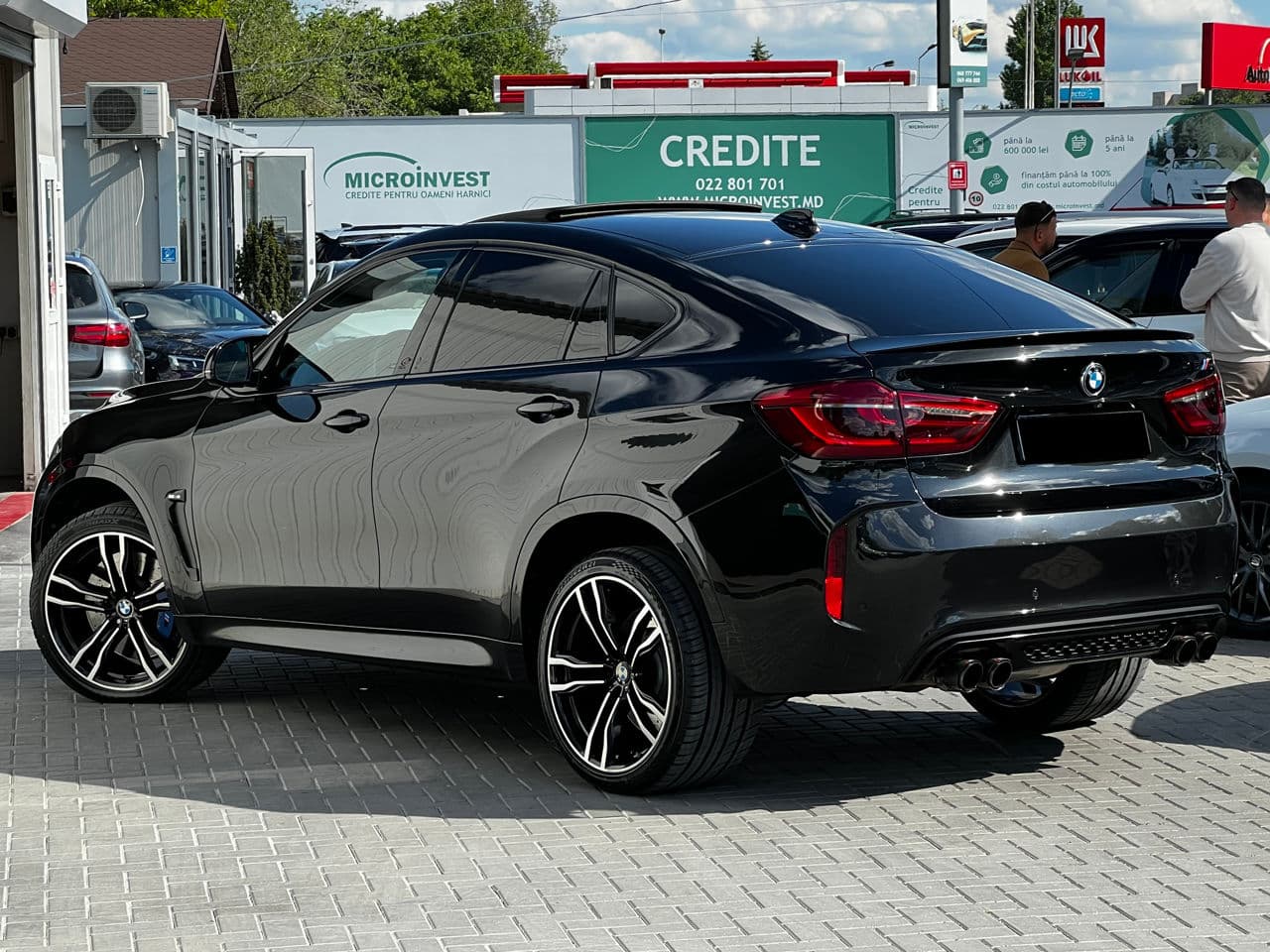 2015 BMW X6M — Miniatură 4