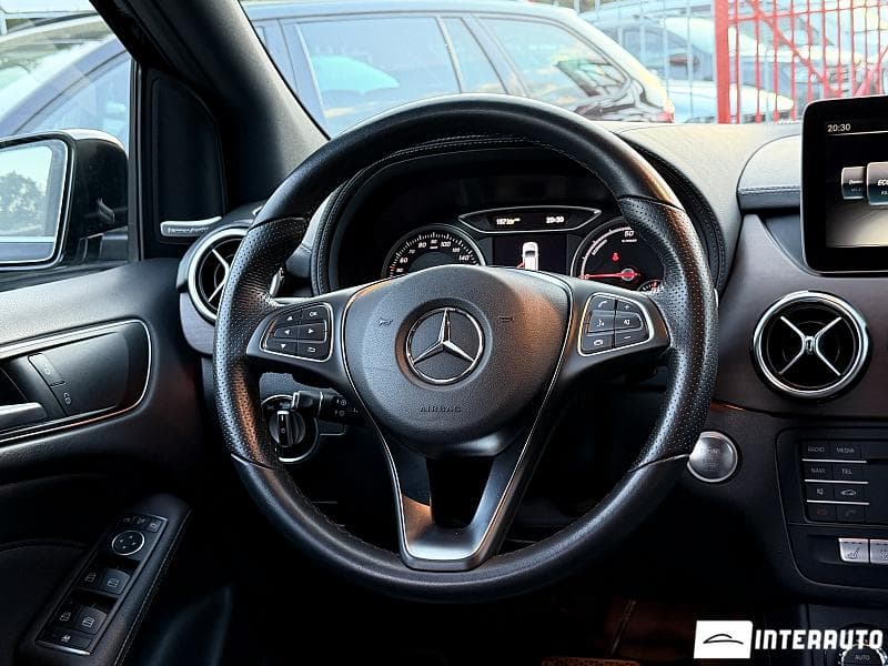 2017 Mercedes B 250E — Miniatură 7
