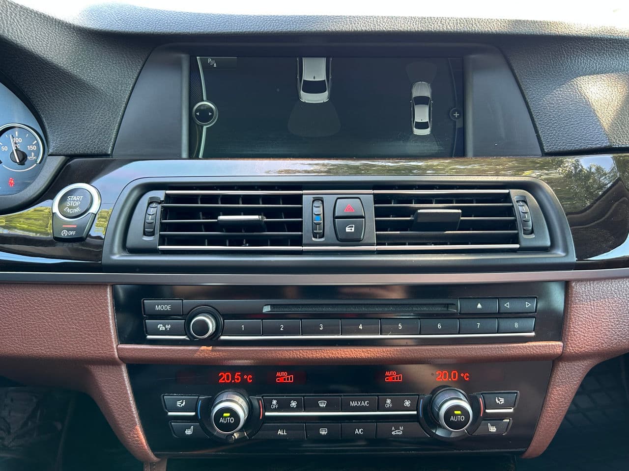 BMW 520 2012 — Миниатюра 14