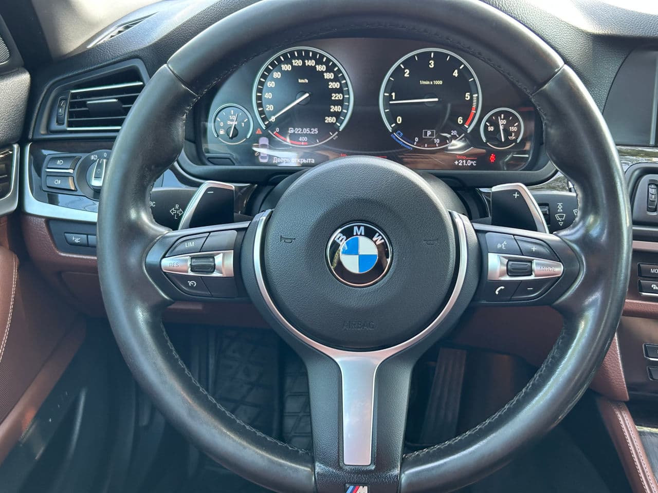 BMW 520 2012 — Миниатюра 11