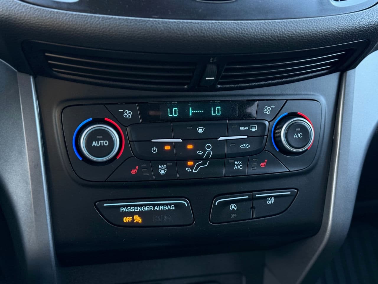 2018 Ford Escape — Miniatură 14