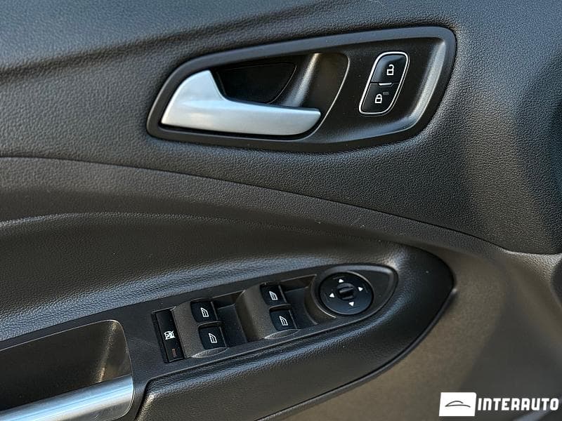 2018 Ford Escape — Miniatură 7