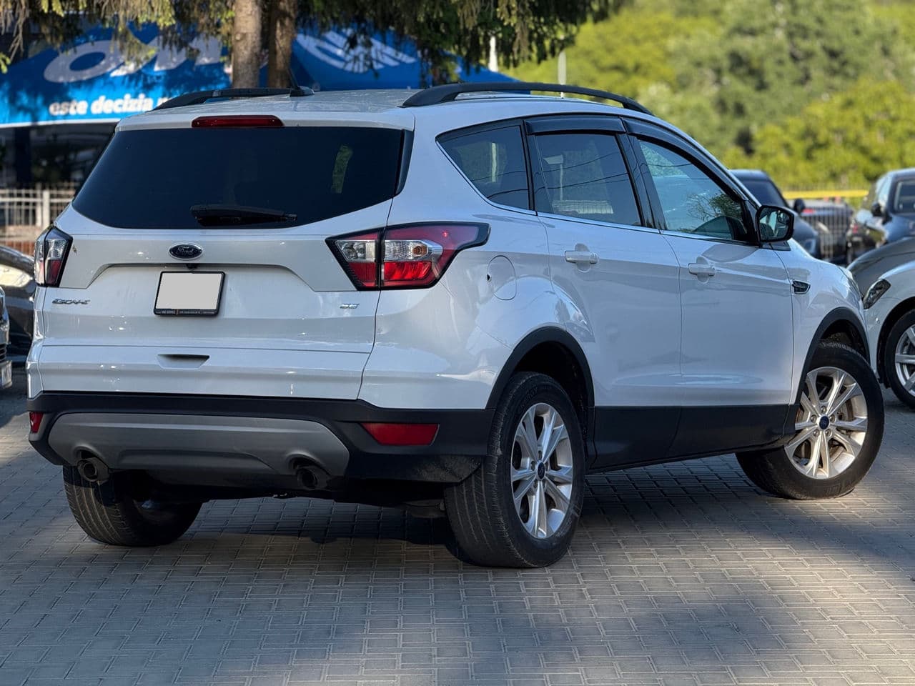 2018 Ford Escape — Miniatură 2