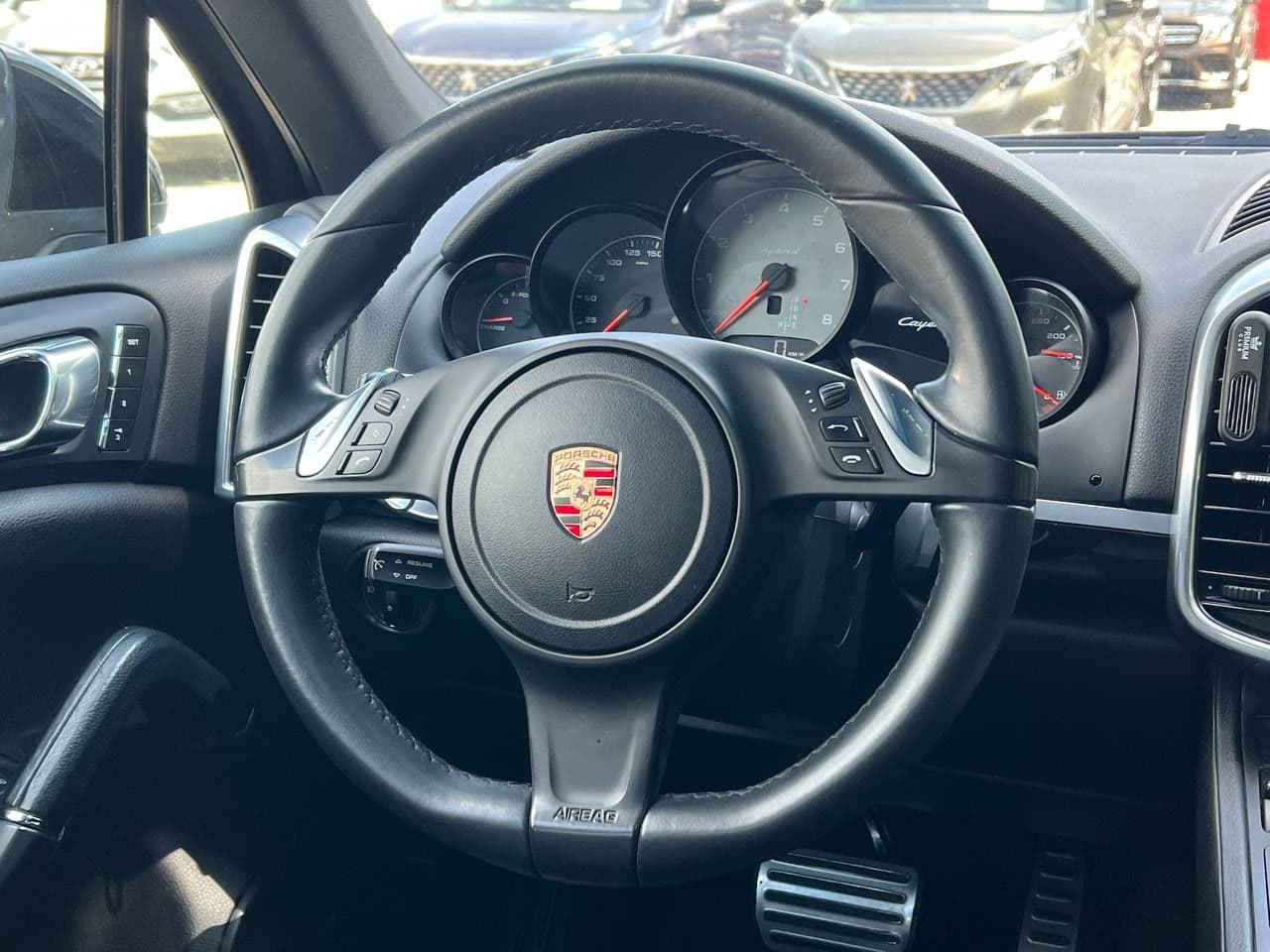 2013 Porsche Cayenne S Hybrid — Miniatură 9