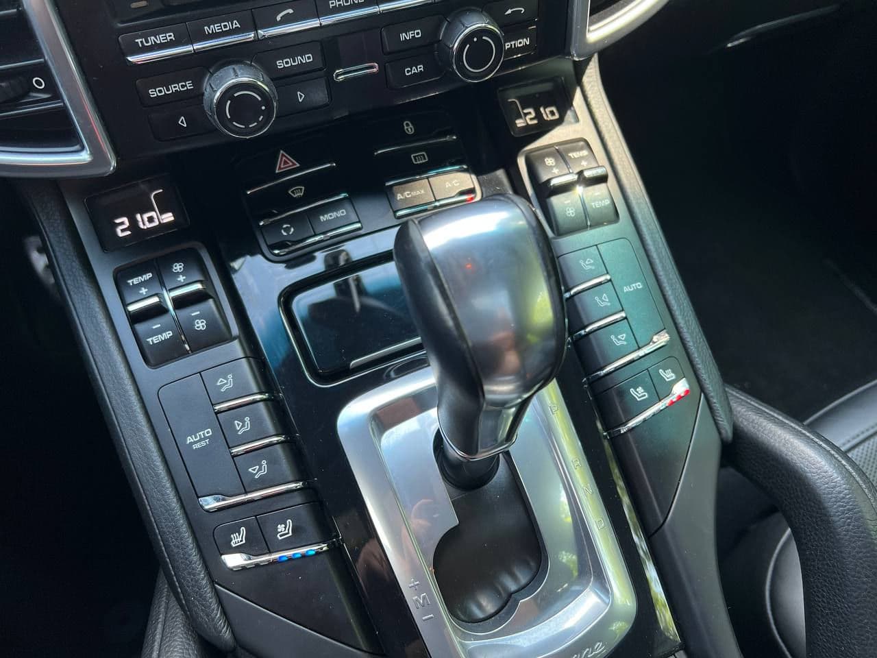 2013 Porsche Cayenne S Hybrid — Miniatură 13