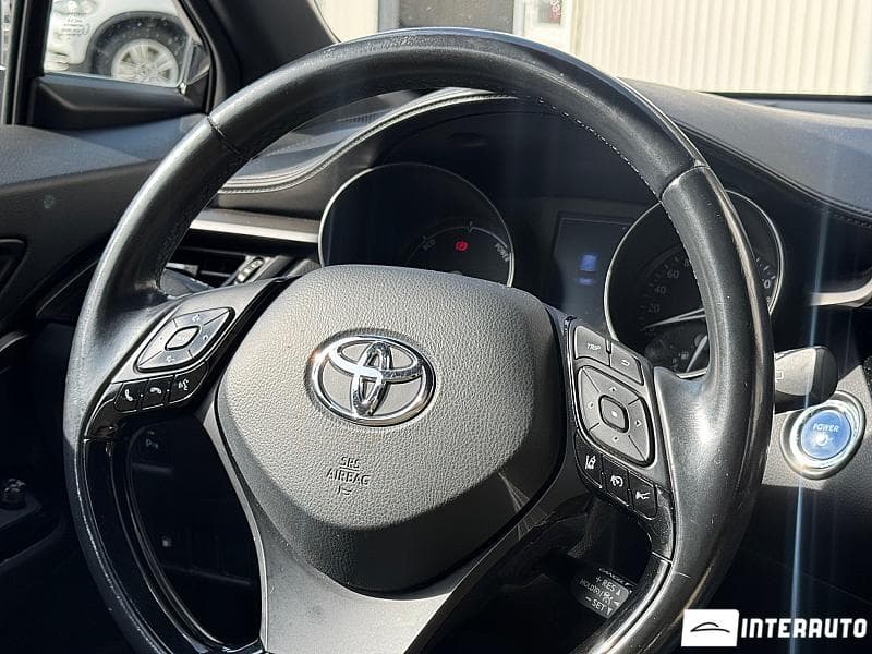 2019 Toyota C-HR — Miniatură 8