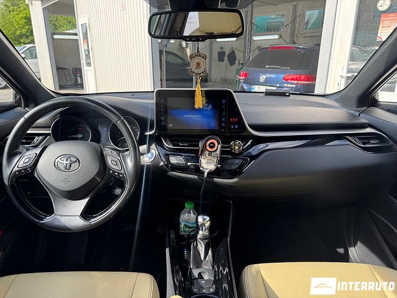 2019 Toyota C-HR — Miniatură 7