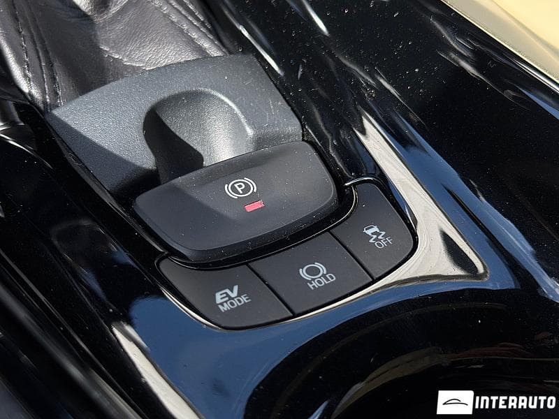 2019 Toyota C-HR — Miniatură 13