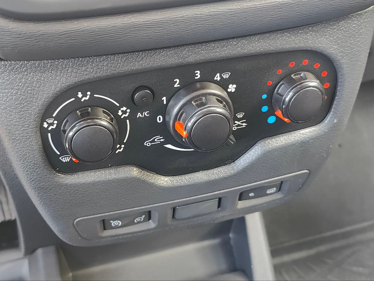 Dacia Dokker 2020 — Миниатюра 11