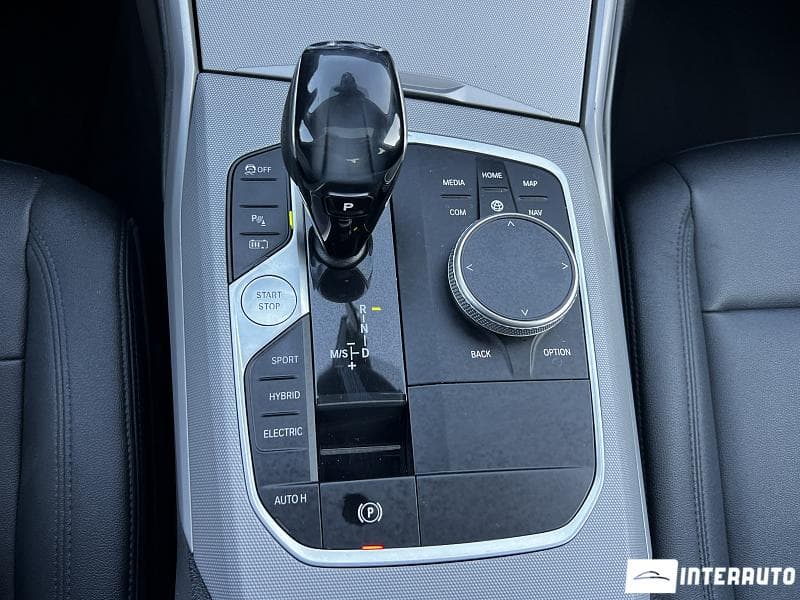 2019 BMW 330E — Miniatură 12