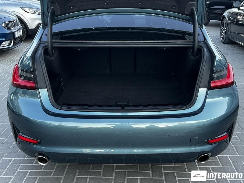 2019 BMW 330E — Miniatură 15