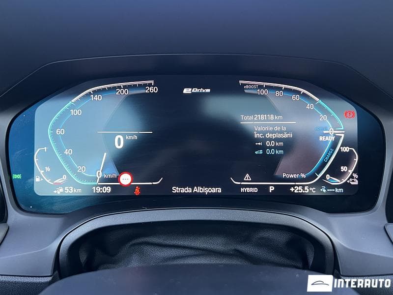 2019 BMW 330E — Miniatură 9