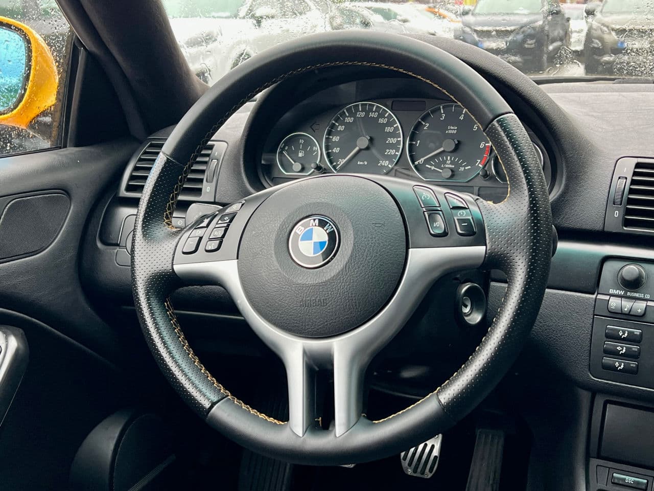 BMW 323 2002 — Миниатюра 9