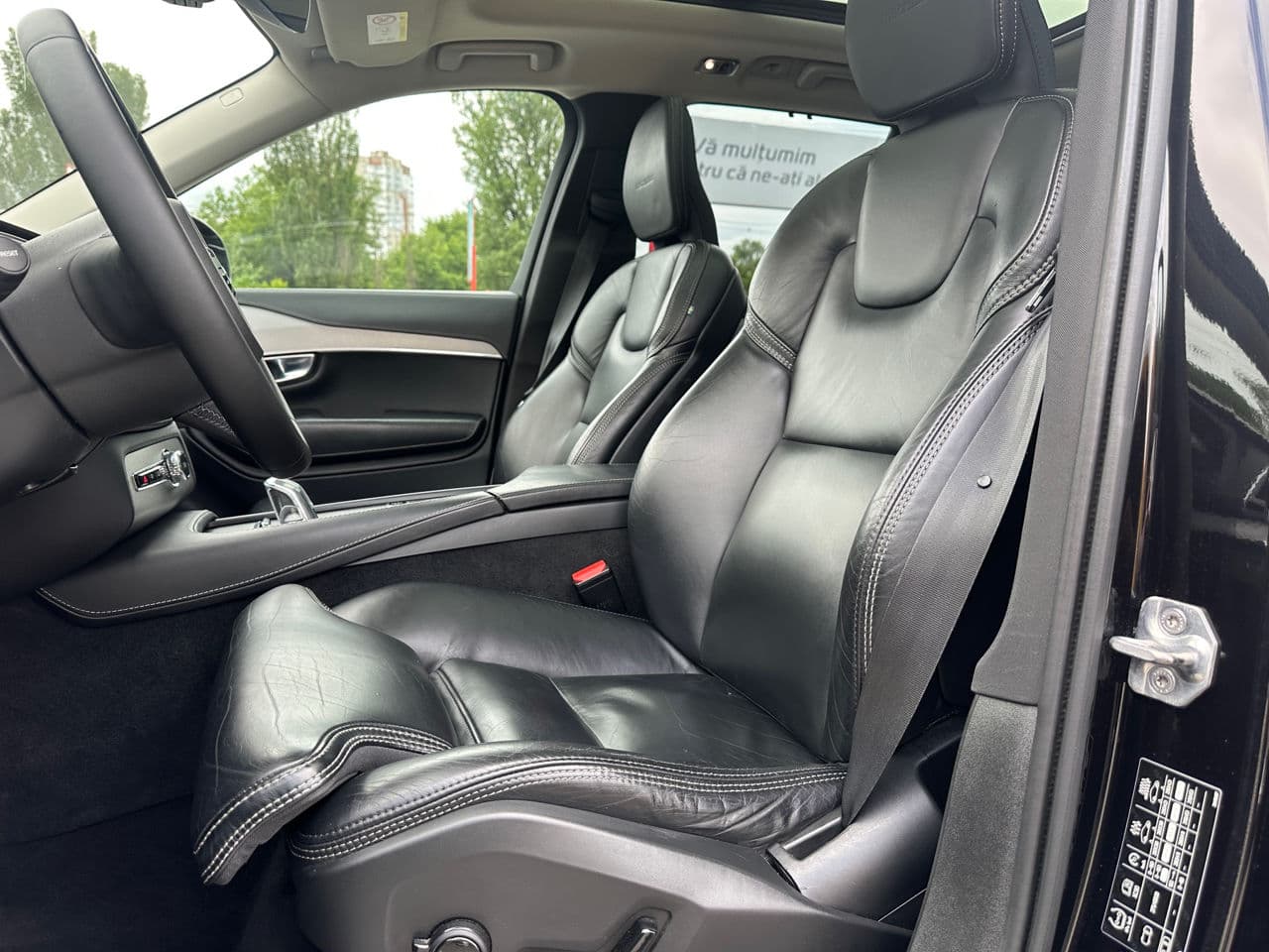 Volvo XC 90 2019 — Миниатюра 6