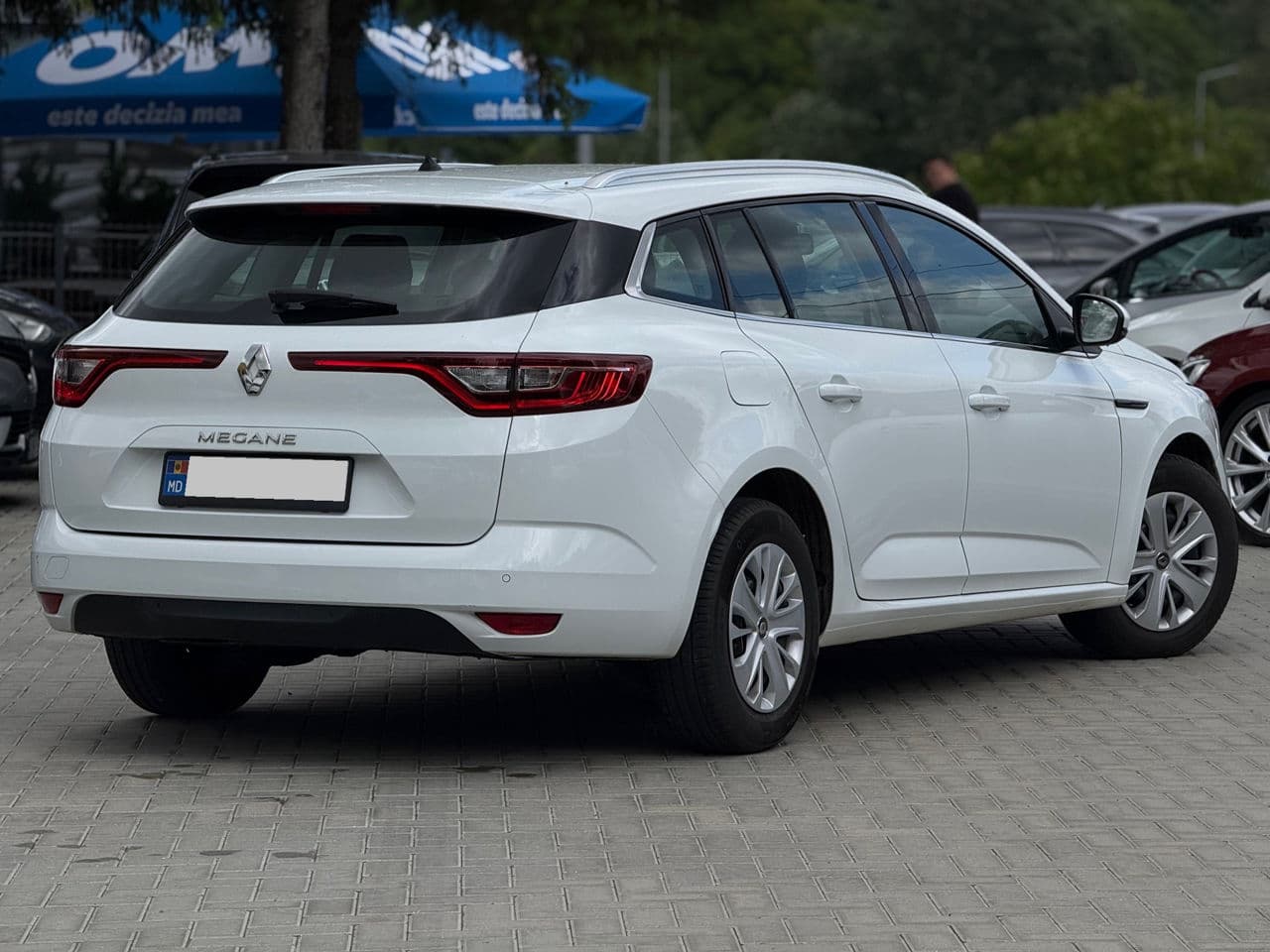 2019 Renault Megane — Miniatură 2