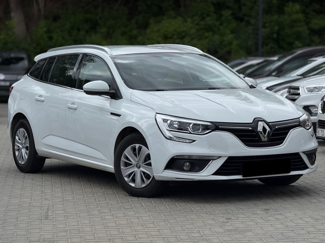 2019 Renault Megane — Miniatură 3