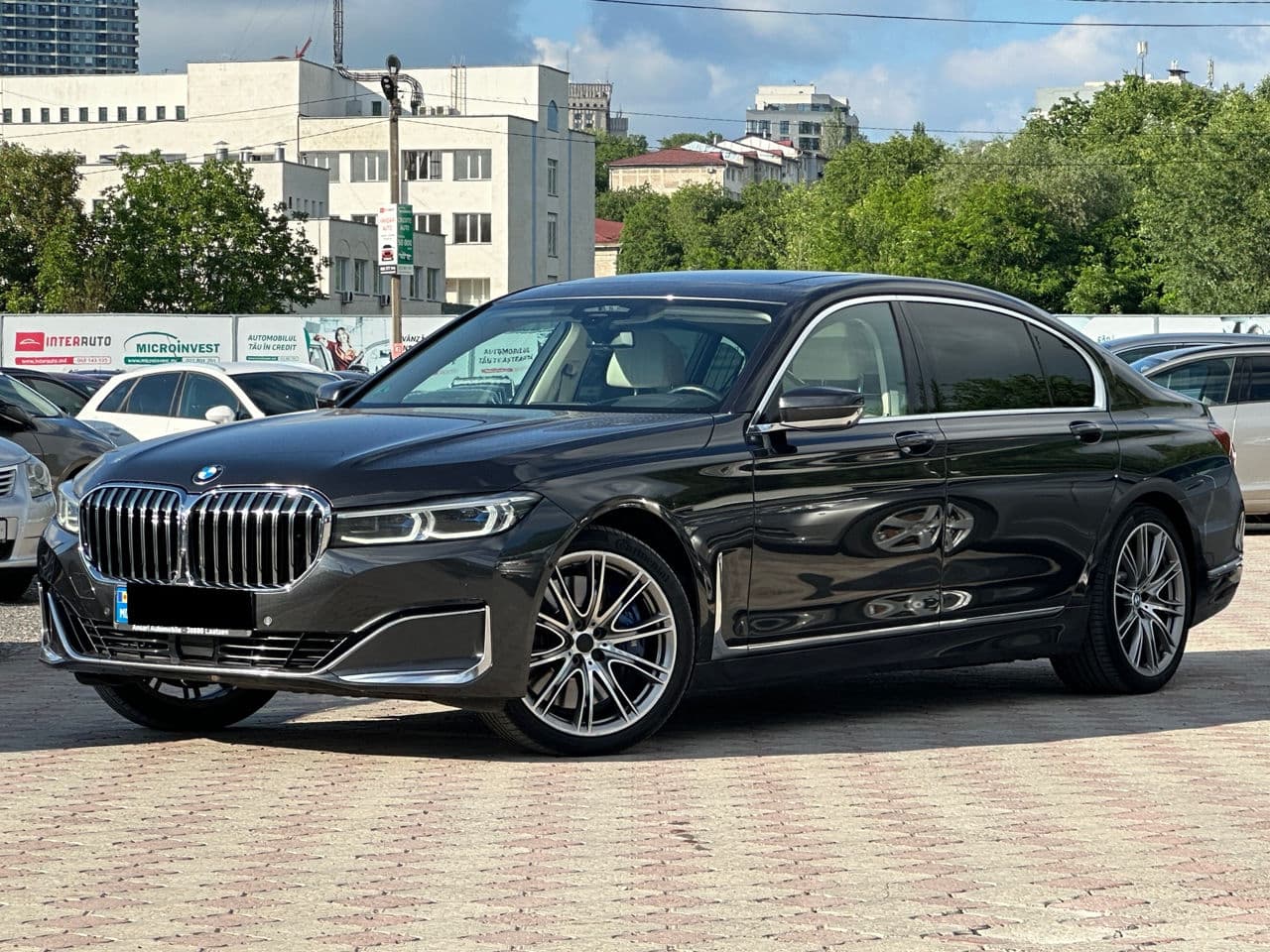BMW 730