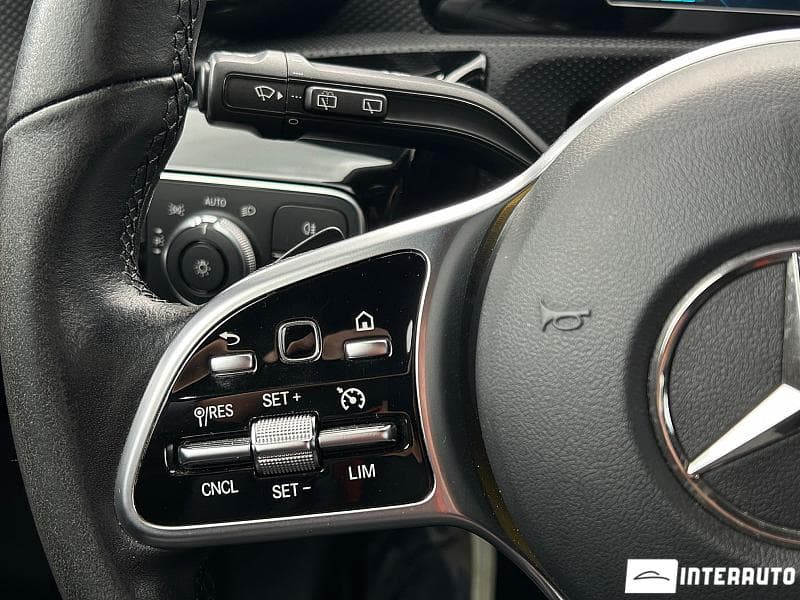 2019 Mercedes CLA 180d — Miniatură 9