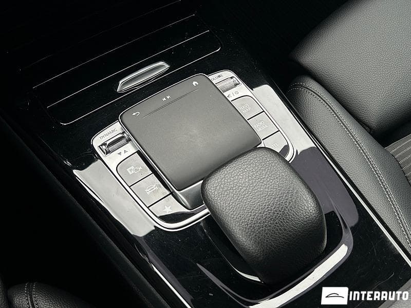 2019 Mercedes CLA 180d — Miniatură 13
