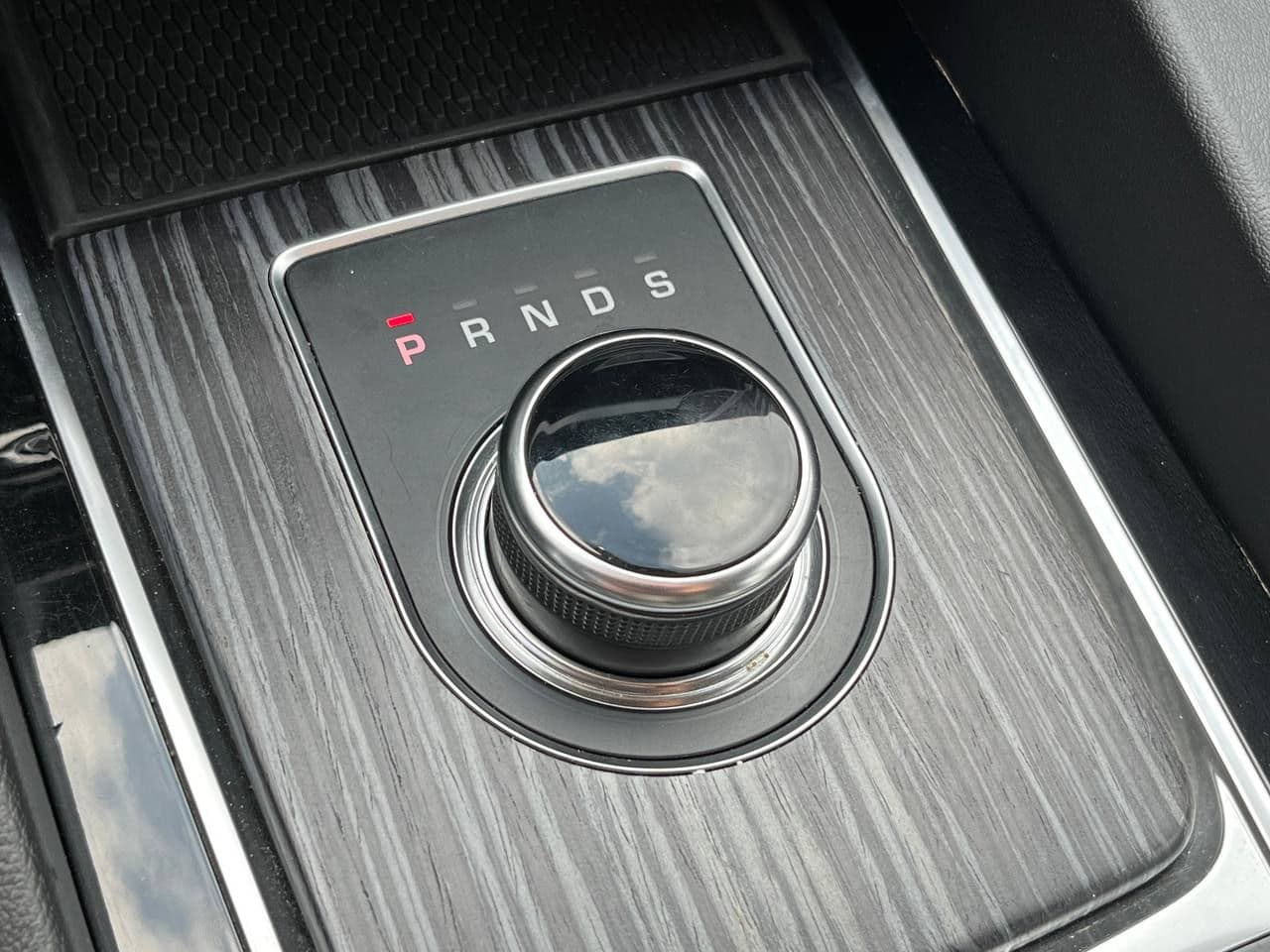 2019 Jaguar F-Pace — Miniatură 16