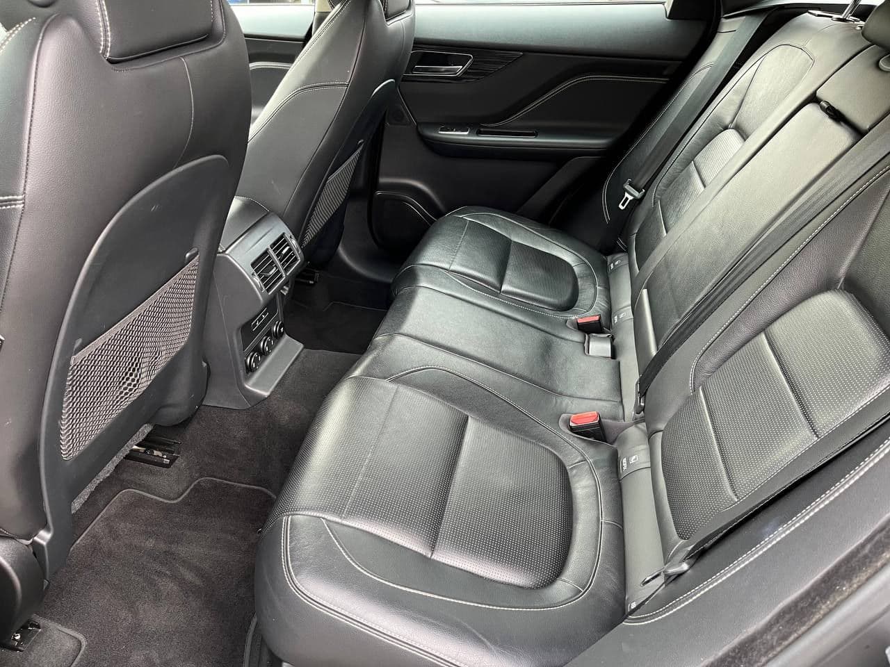 2019 Jaguar F-Pace — Miniatură 21