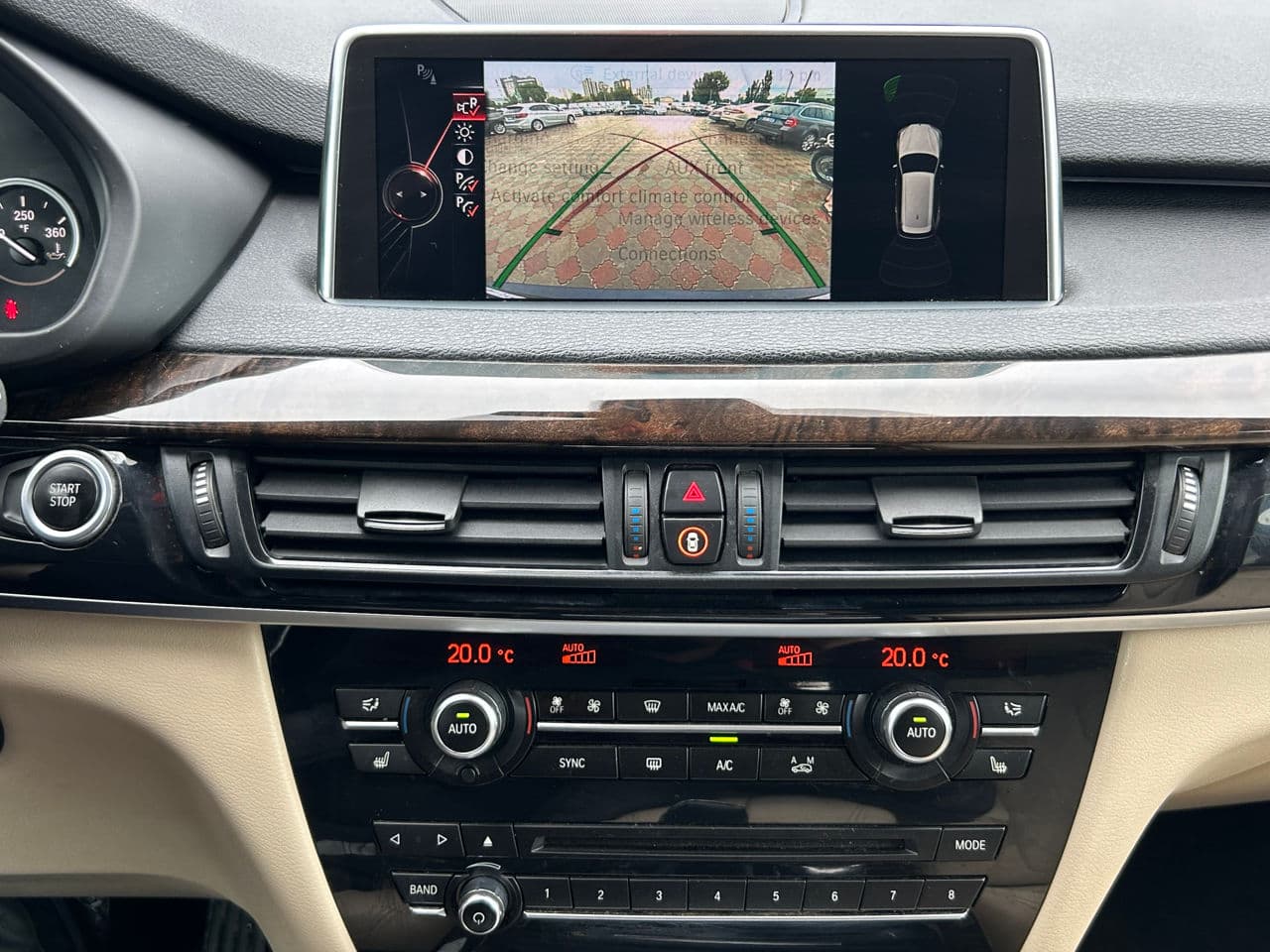 BMW X5 4.0e 2016 — Миниатюра 14