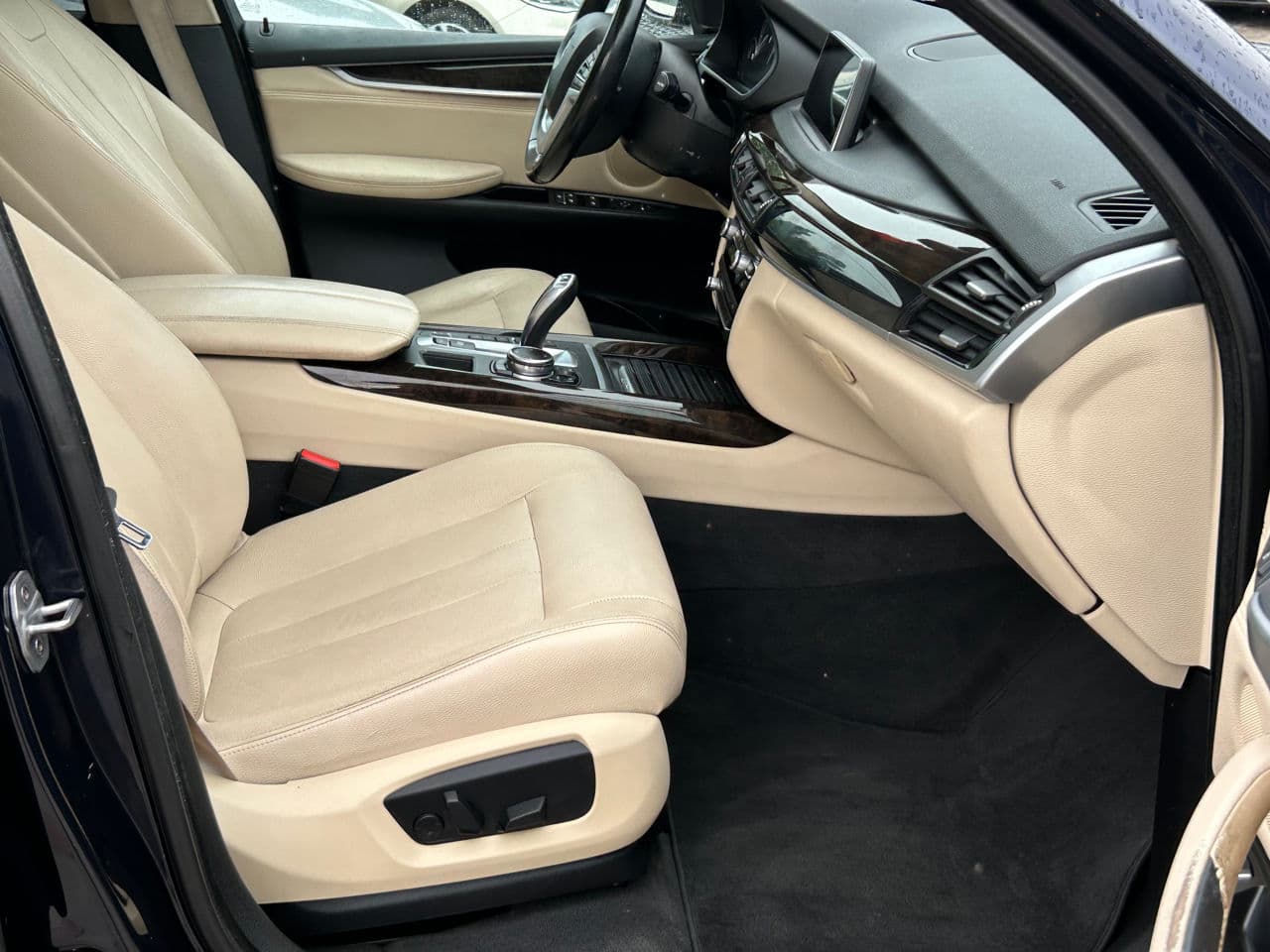 BMW X5 4.0e 2016 — Миниатюра 17