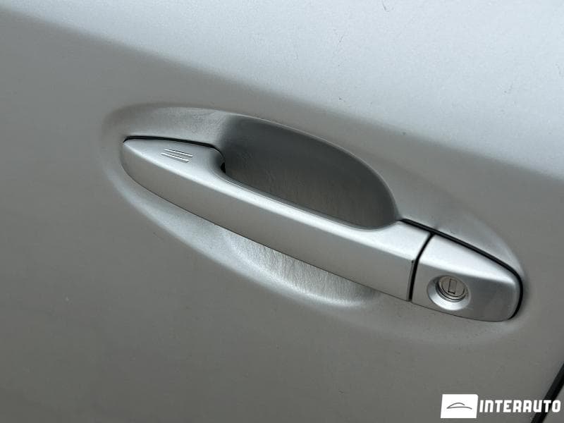 Toyota Prius Plus / V 2012 — Миниатюра 5