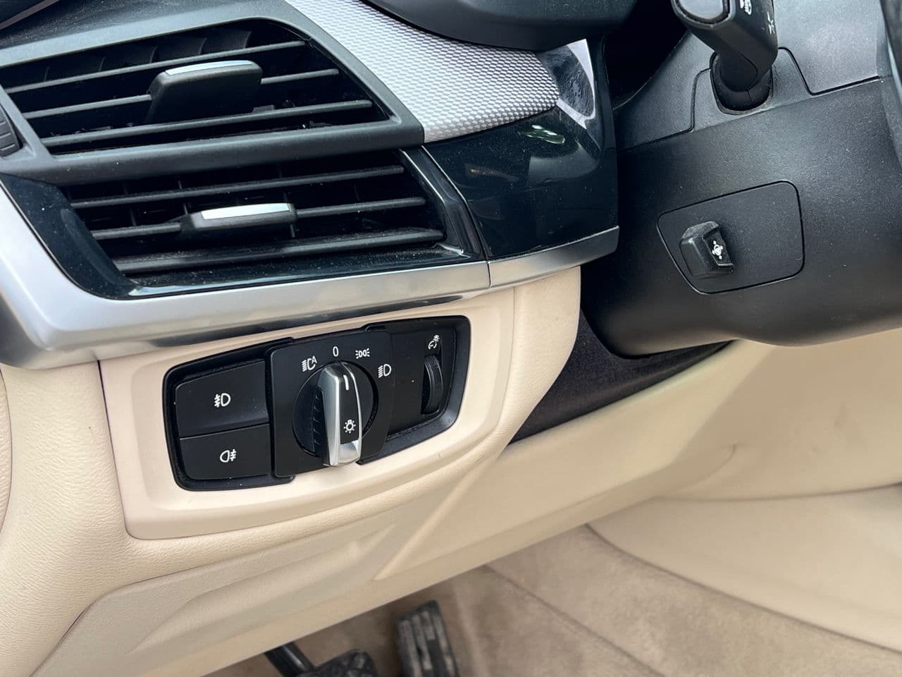 2017 BMW X5 4.0e — Miniatură 8