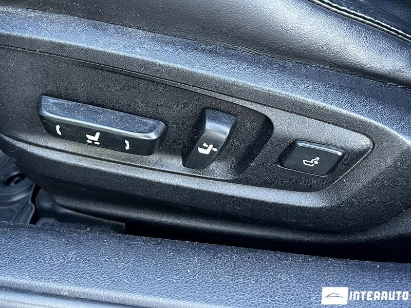 2015 Lexus ES 300h — Miniatură 17